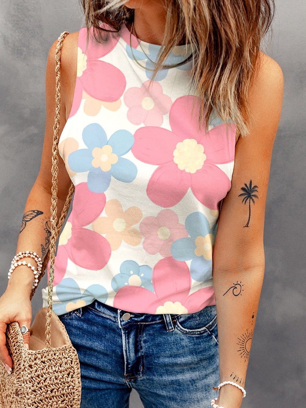 Pink Floral Sleeveless Summer Top with Round Neck