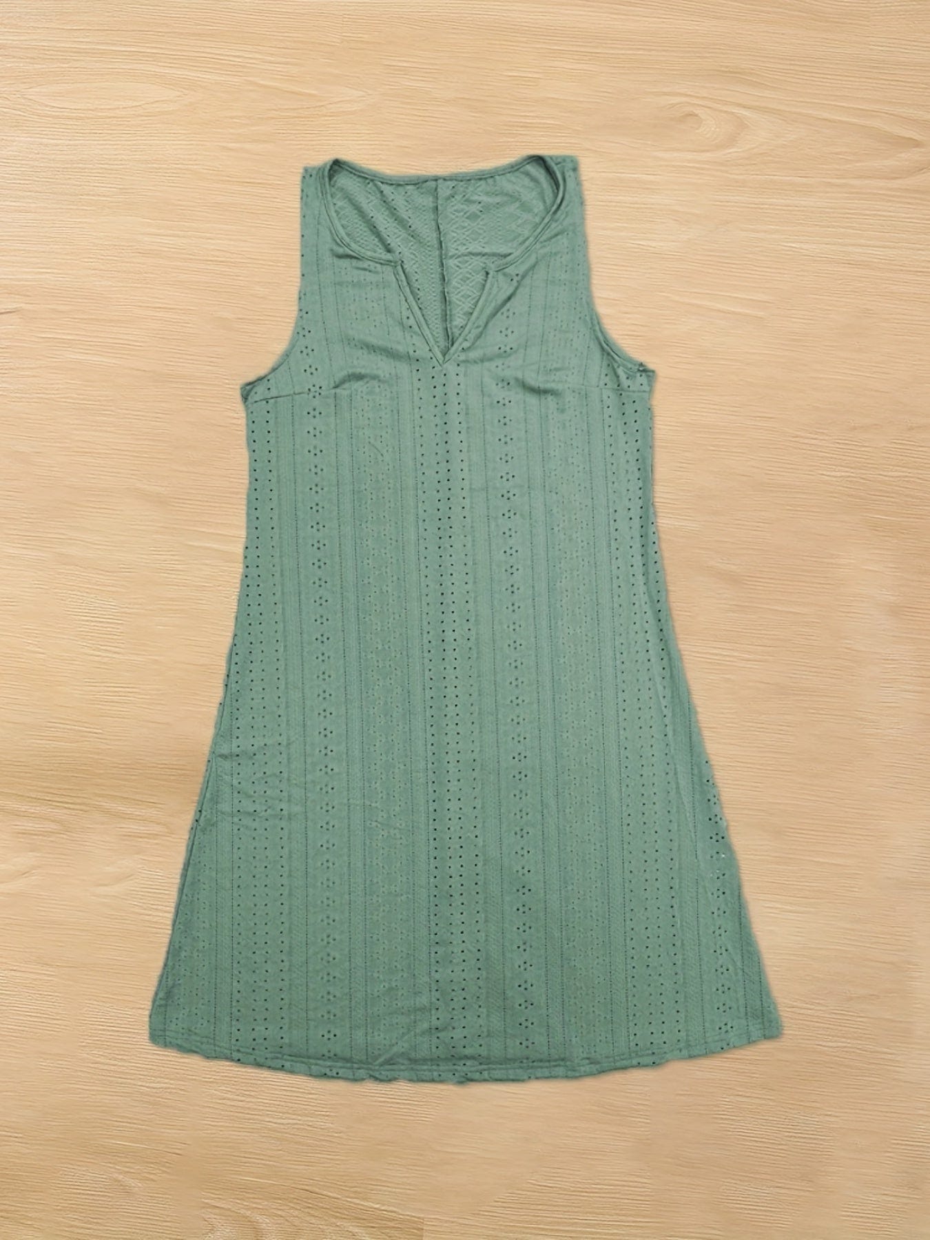 Plus Size Elegant Dress, Women's Plus Solid Eyelet Embroidered Notched Neck Medium Stretch Tank Dress