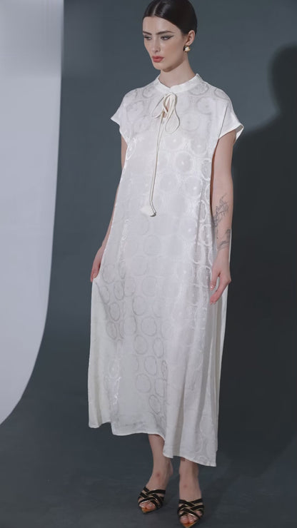 Elegant Black Cap-Sleeve Maxi Dress with Tie Neck