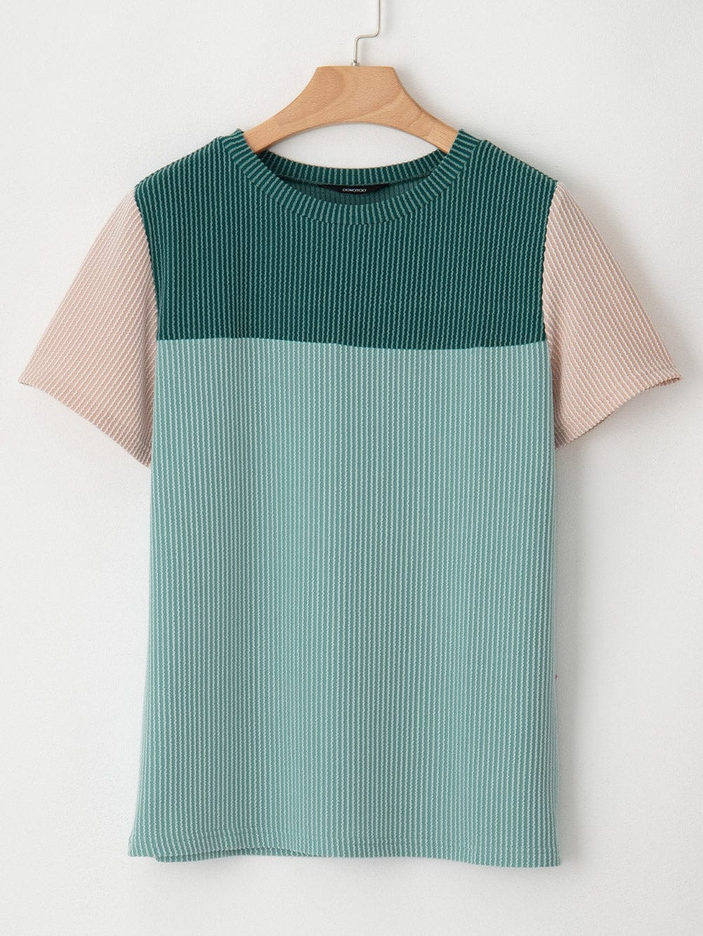 Ribbed Skobeloff Colorblock T-Shirt with Textured Detail