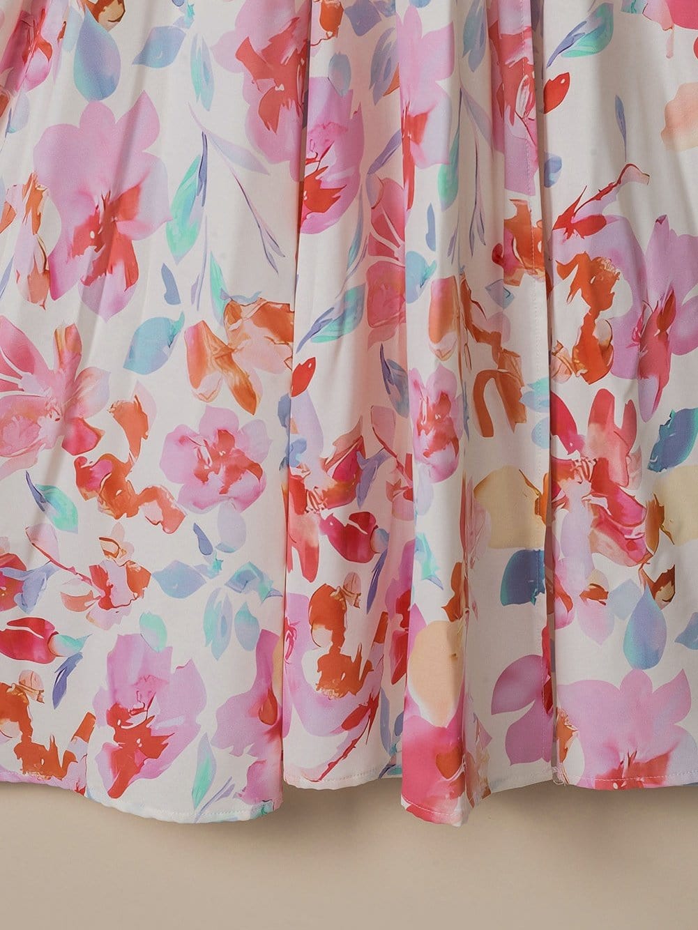 Ruched V-Neck Maxi Dress with Tropical Floral Print