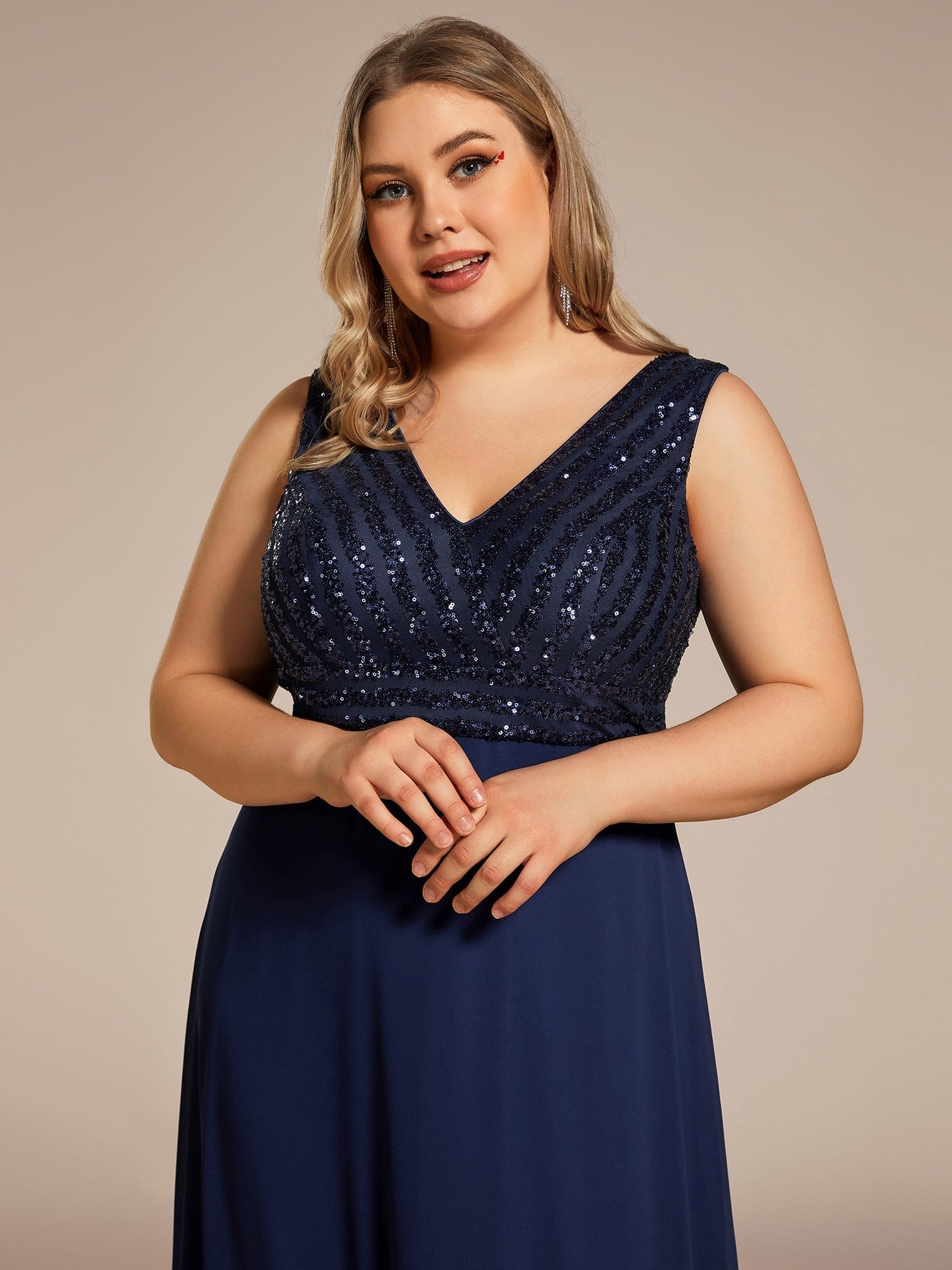 Sequin & Chiffon Plus-Sized Evening Gown without Sleeves with V-Neck