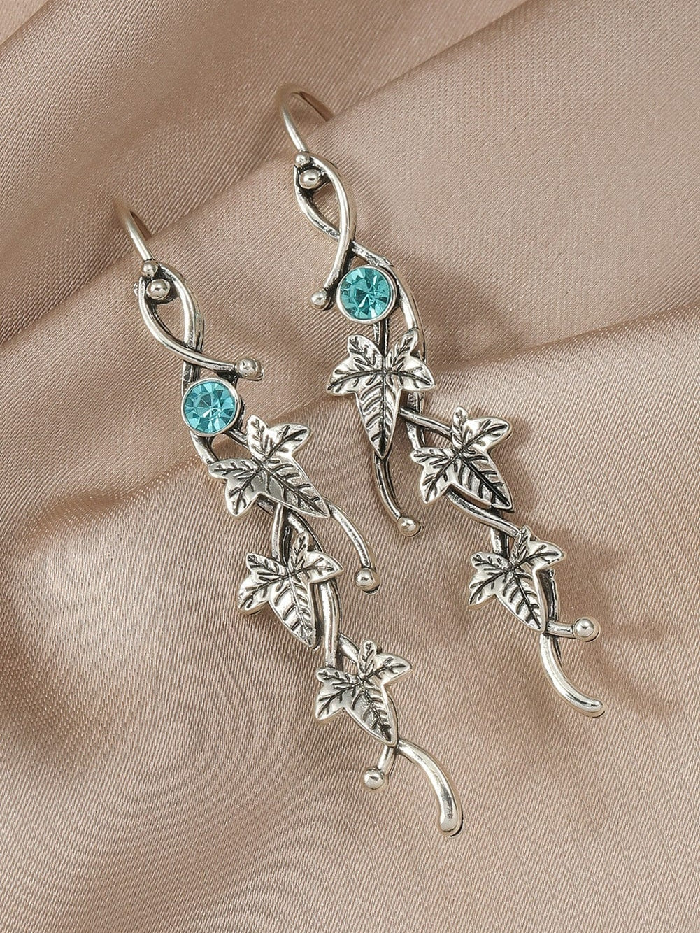 Silvery Vintage Ivy Leaf Gemstone Dangle Earrings