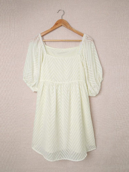 Simple Style Chiffon Dress with Mesh Detail