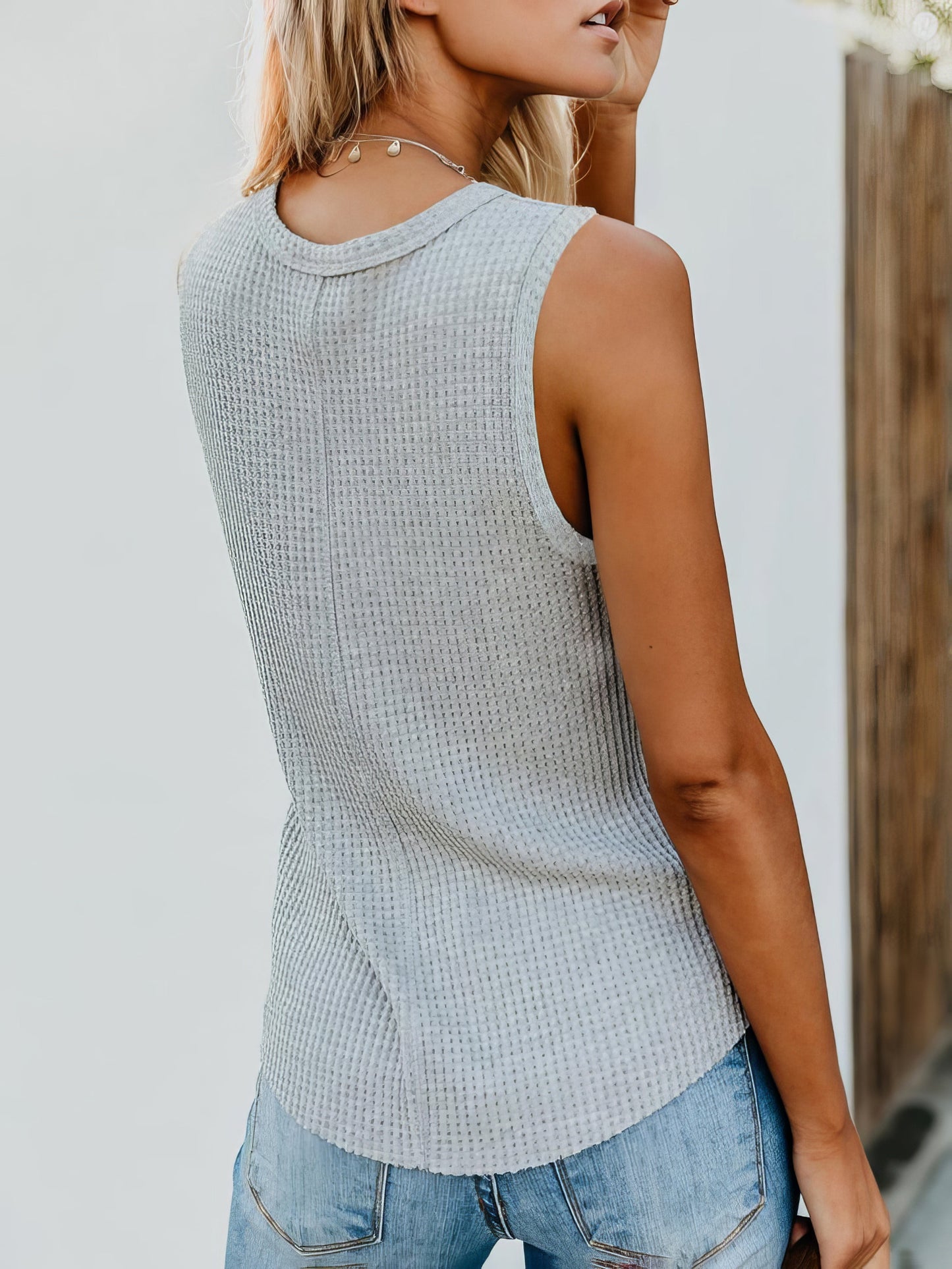 Tank Tops - Solid Round Neck Sleeveless Top Vest - MsDressly