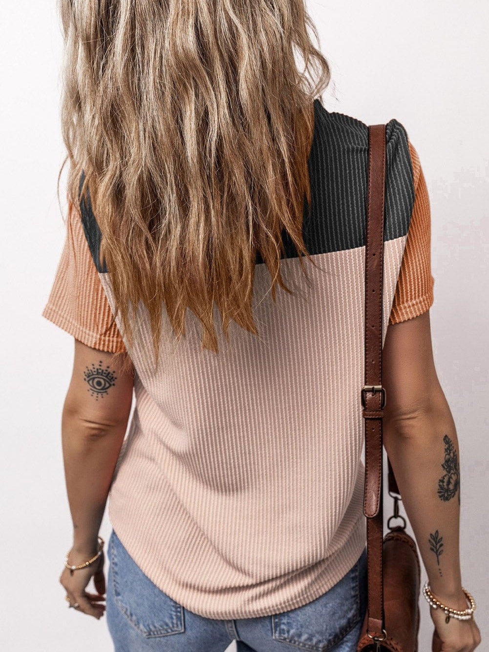 Stylish Black Ribbed Colorblock Tee