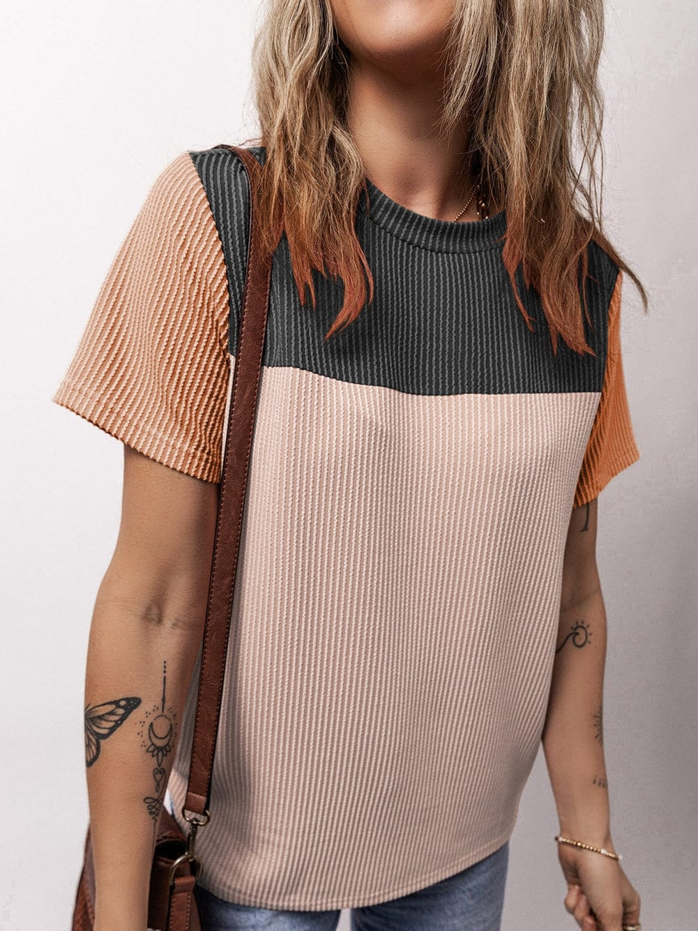 Stylish Black Ribbed Colorblock Tee