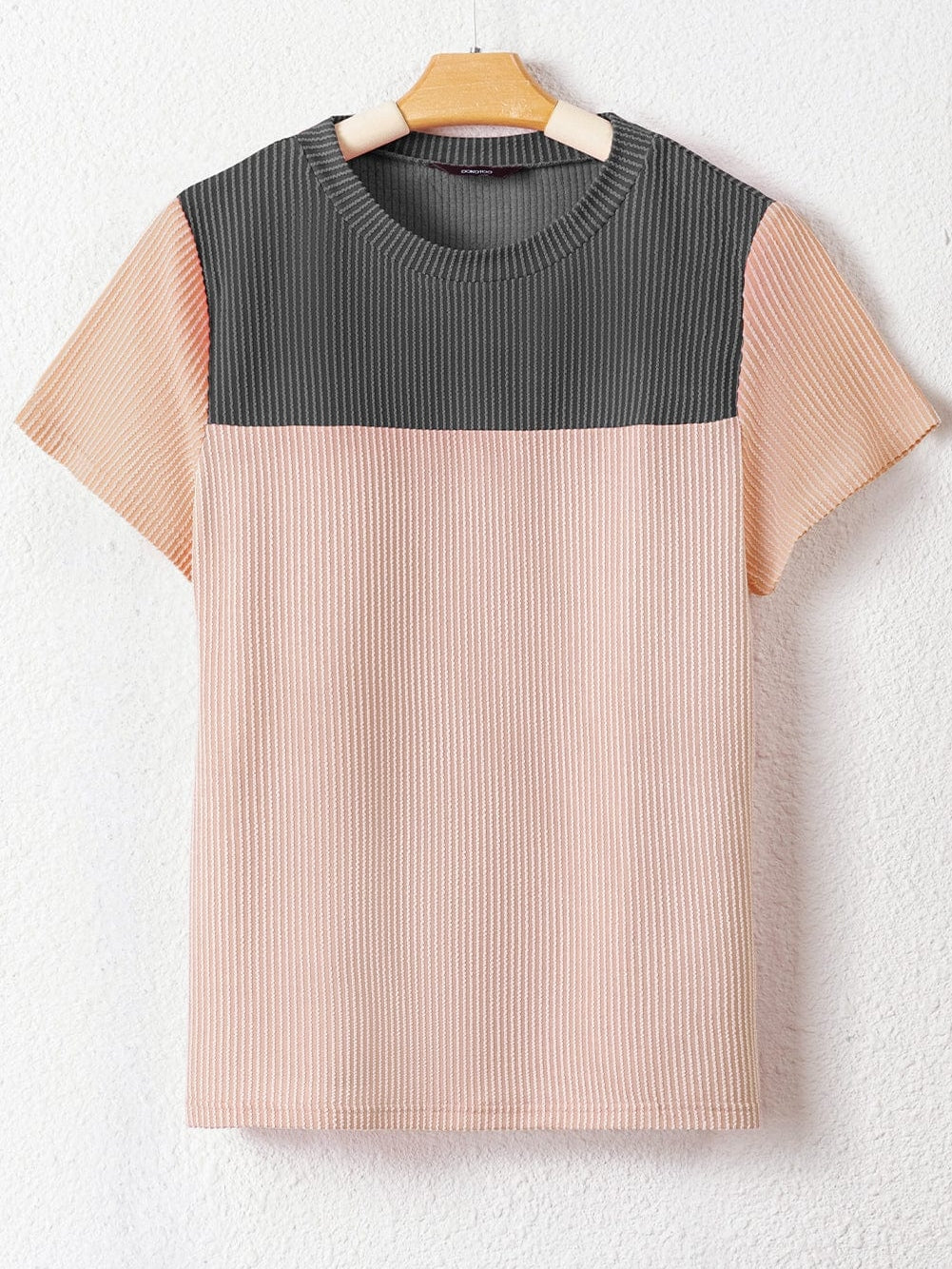 Stylish Black Ribbed Colorblock Tee
