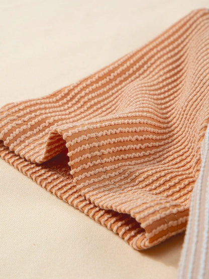 Stylish Black Ribbed Colorblock Tee