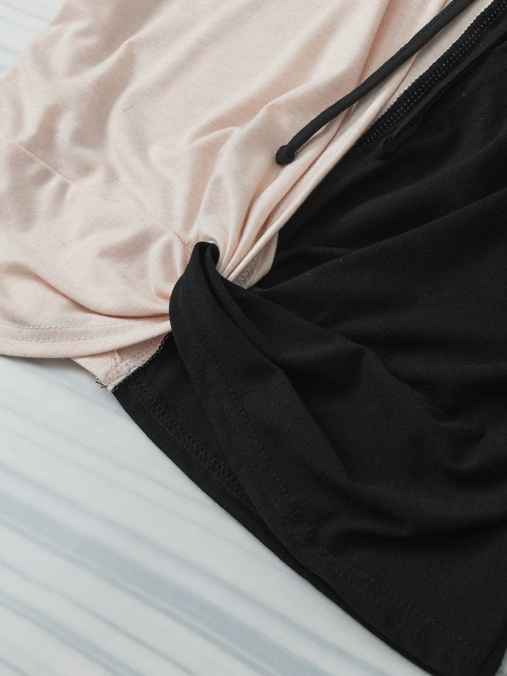 Twist Back Black Color Block V-Neck Short Sleeve Top