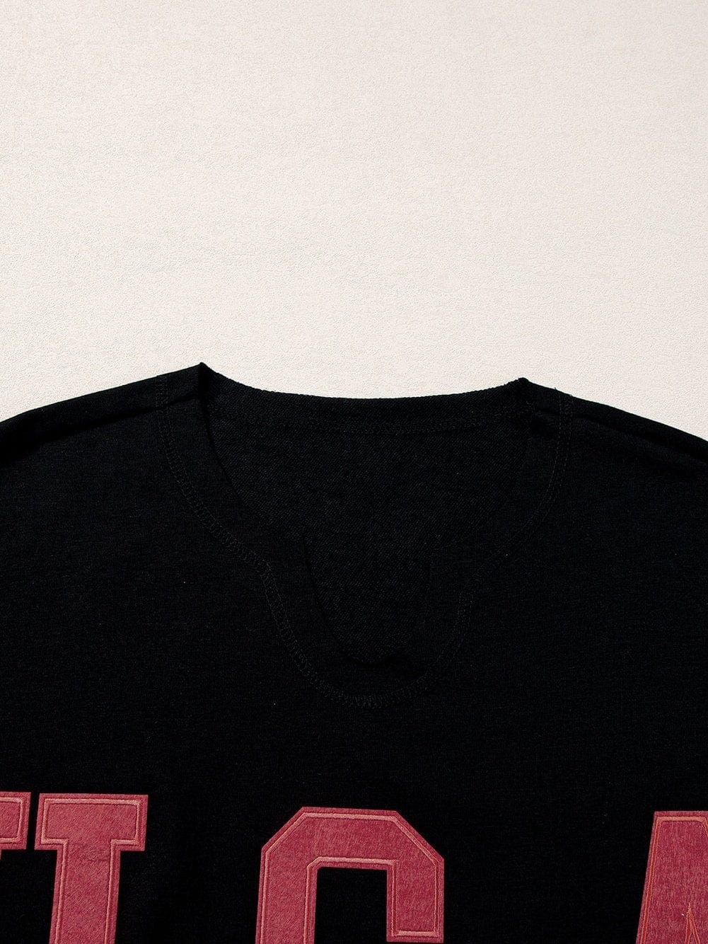 USA Letter Patch V-Neck Casual Tee - Black