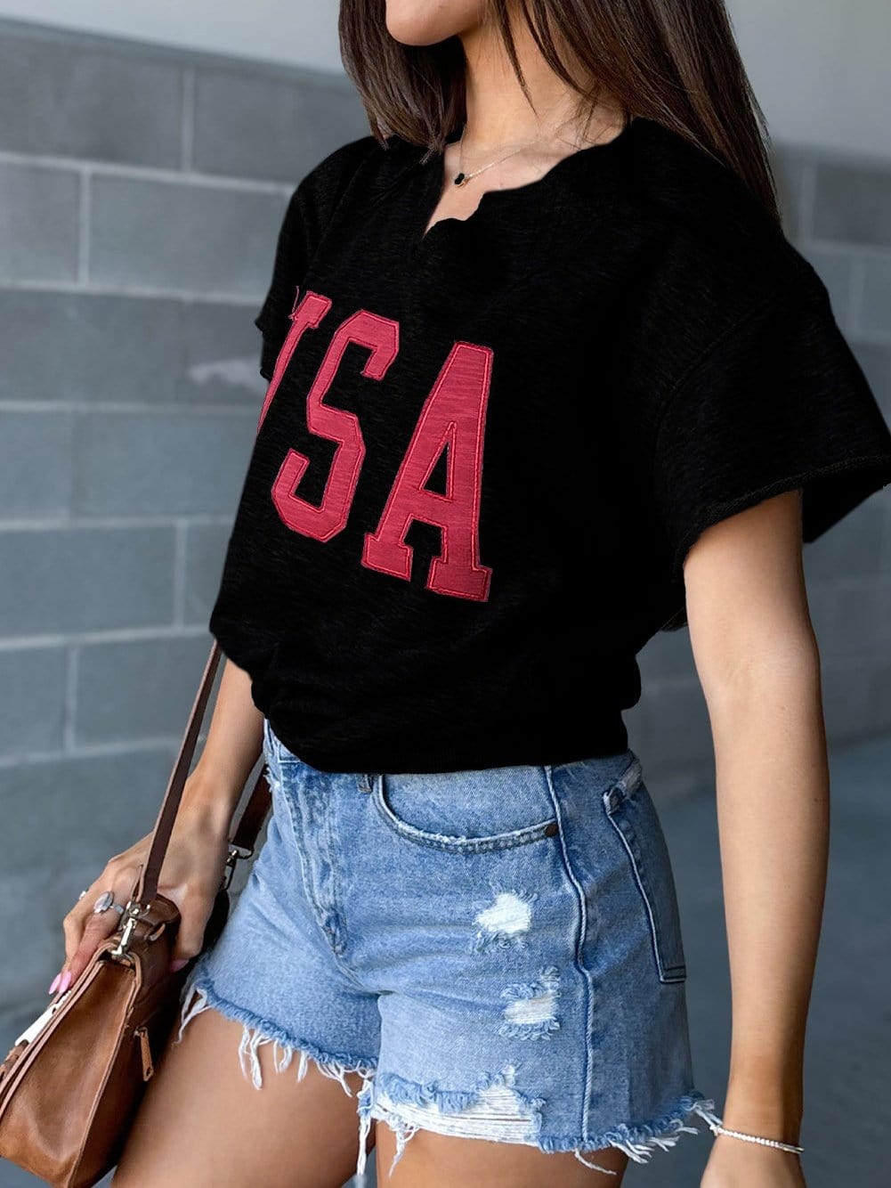 USA Letter Patch V-Neck Casual Tee - Black