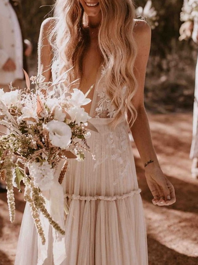 Beach Sexy Boho Wedding Dresses A-Line V Neck Sleeveless Floor Length Tulle Bridal Gowns With Appliques 2023 Summer Wedding Party, Women's Clothing - LuckyFash™