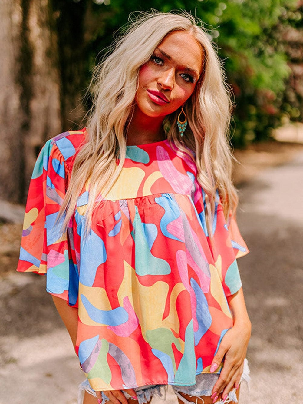 Vibrant Abstract Print Flowy Sleeve Round Neck Top