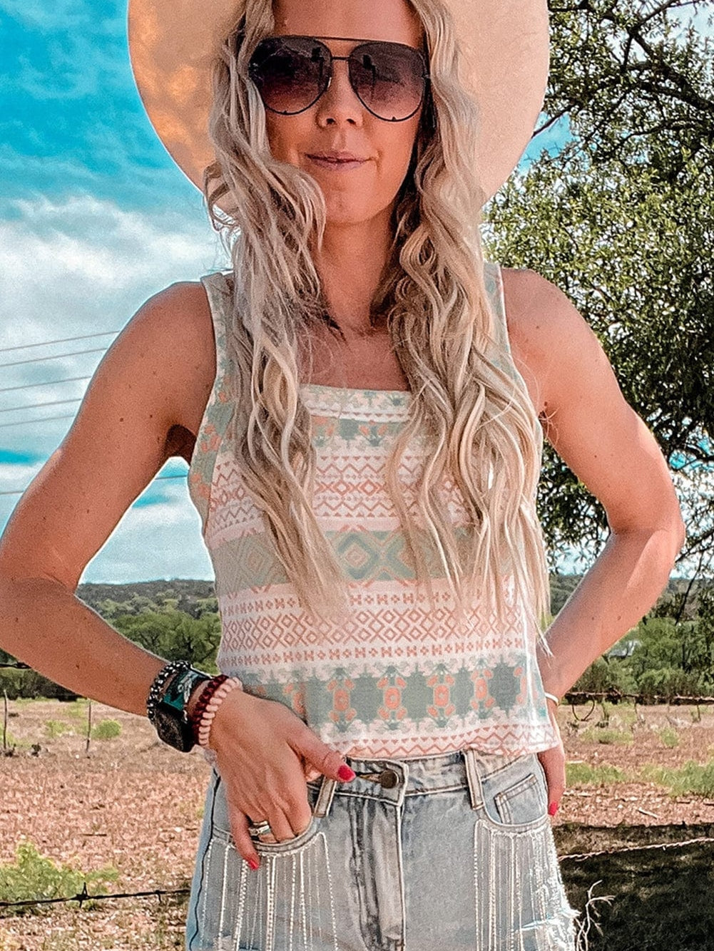 Western Style White Aztec Print Tie Back Tank Top