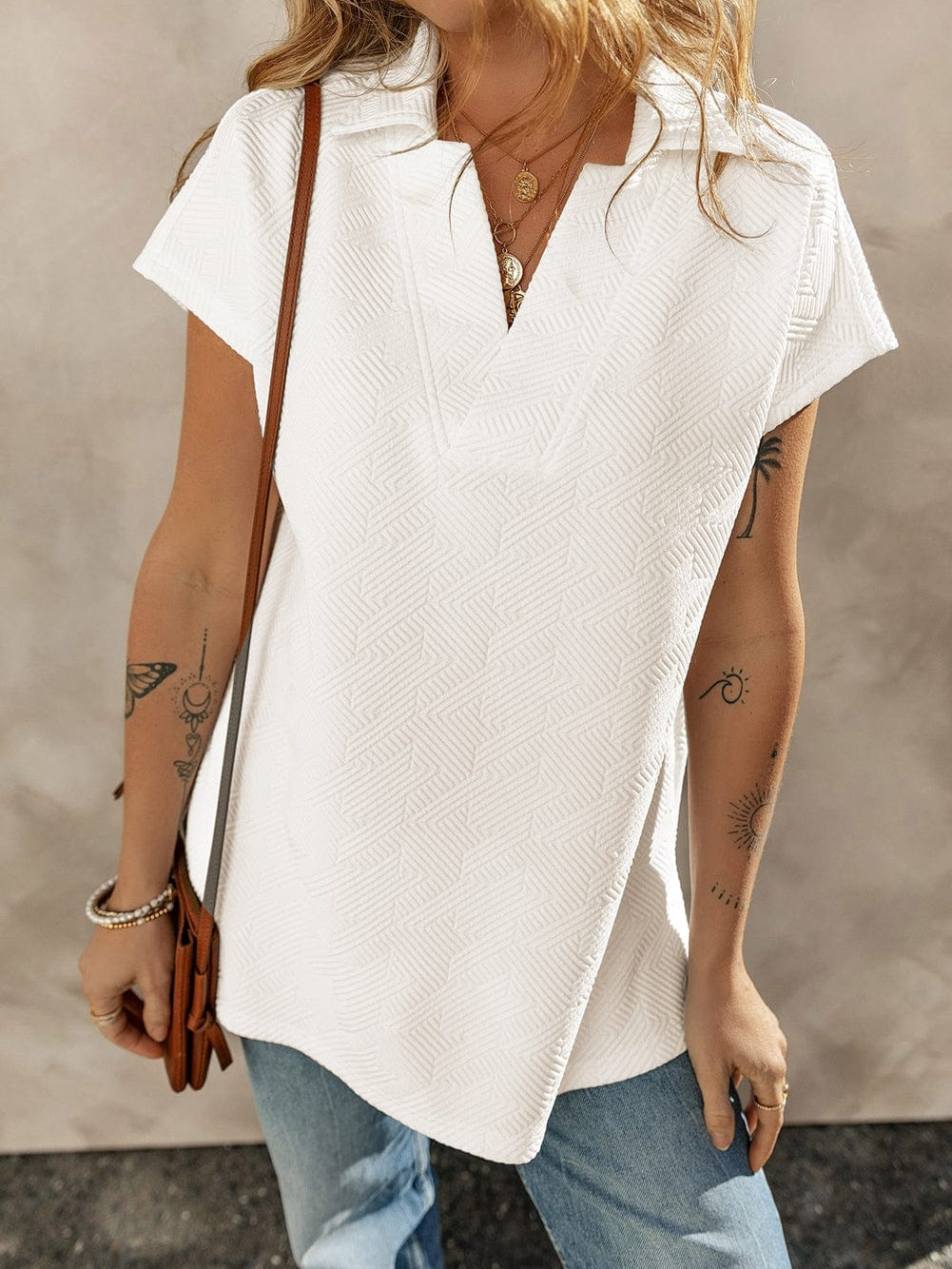 White Collared V Neck Textured Top with Short Sleeves