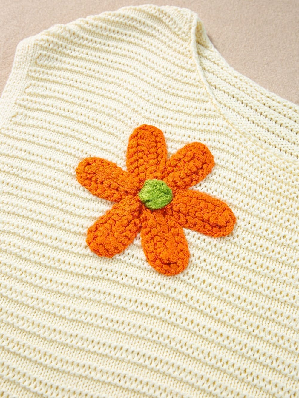 White Floral Crochet Sleeveless Knit Top with Round Neck