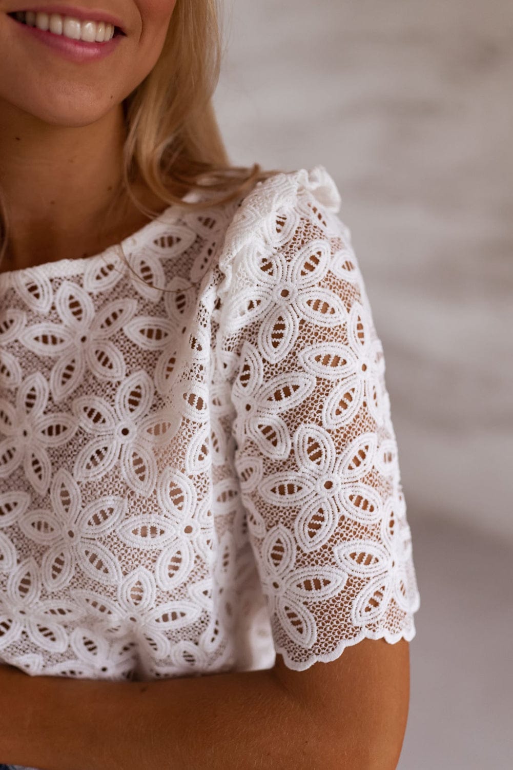 White Sheath Silhouette Lace Embroidered Blouse
