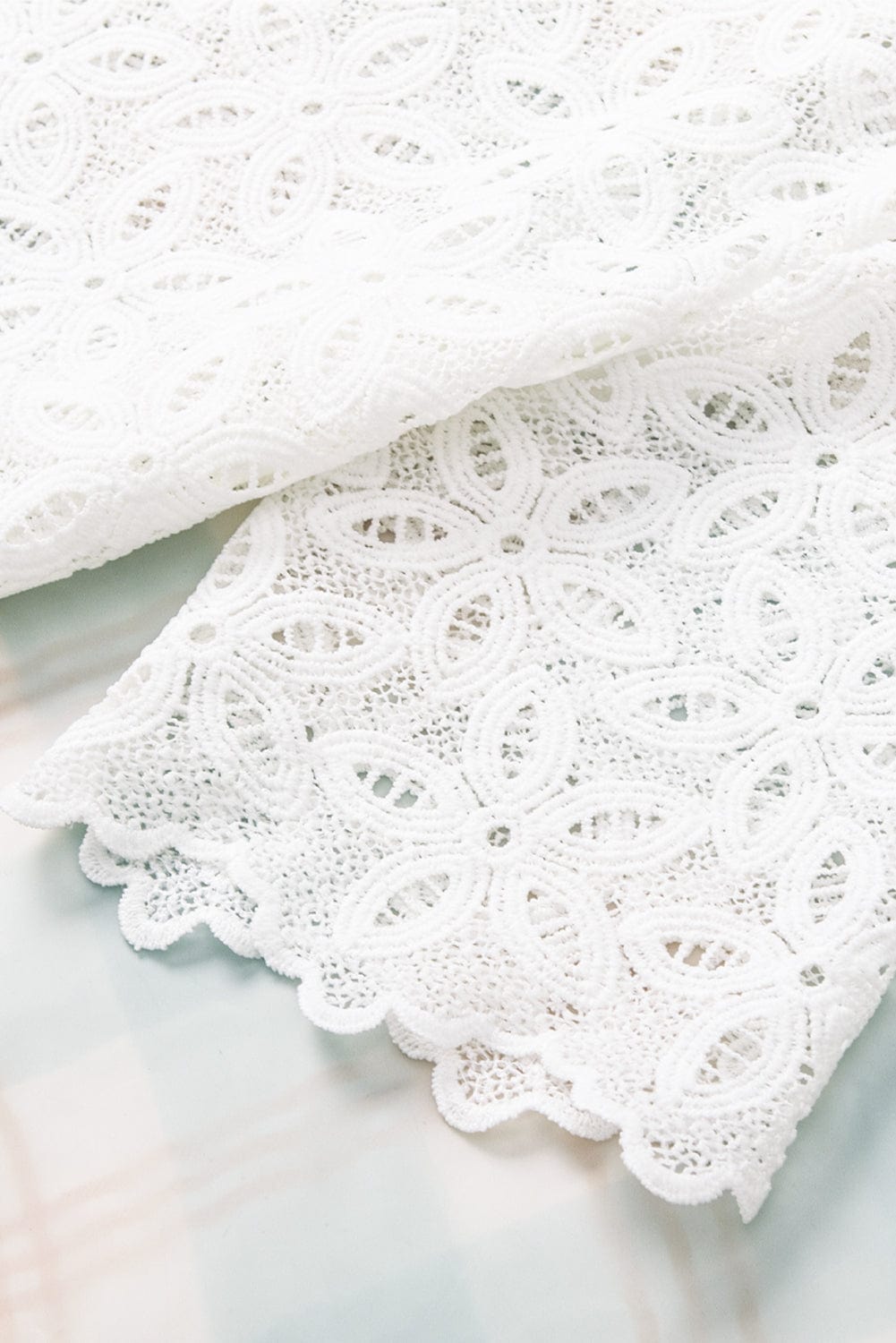 White Sheath Silhouette Lace Embroidered Blouse