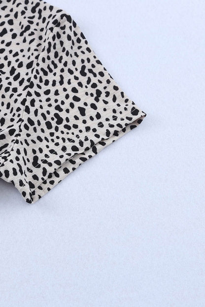Wild Cheetah Pattern Round Neck Tee with Short Sleeves