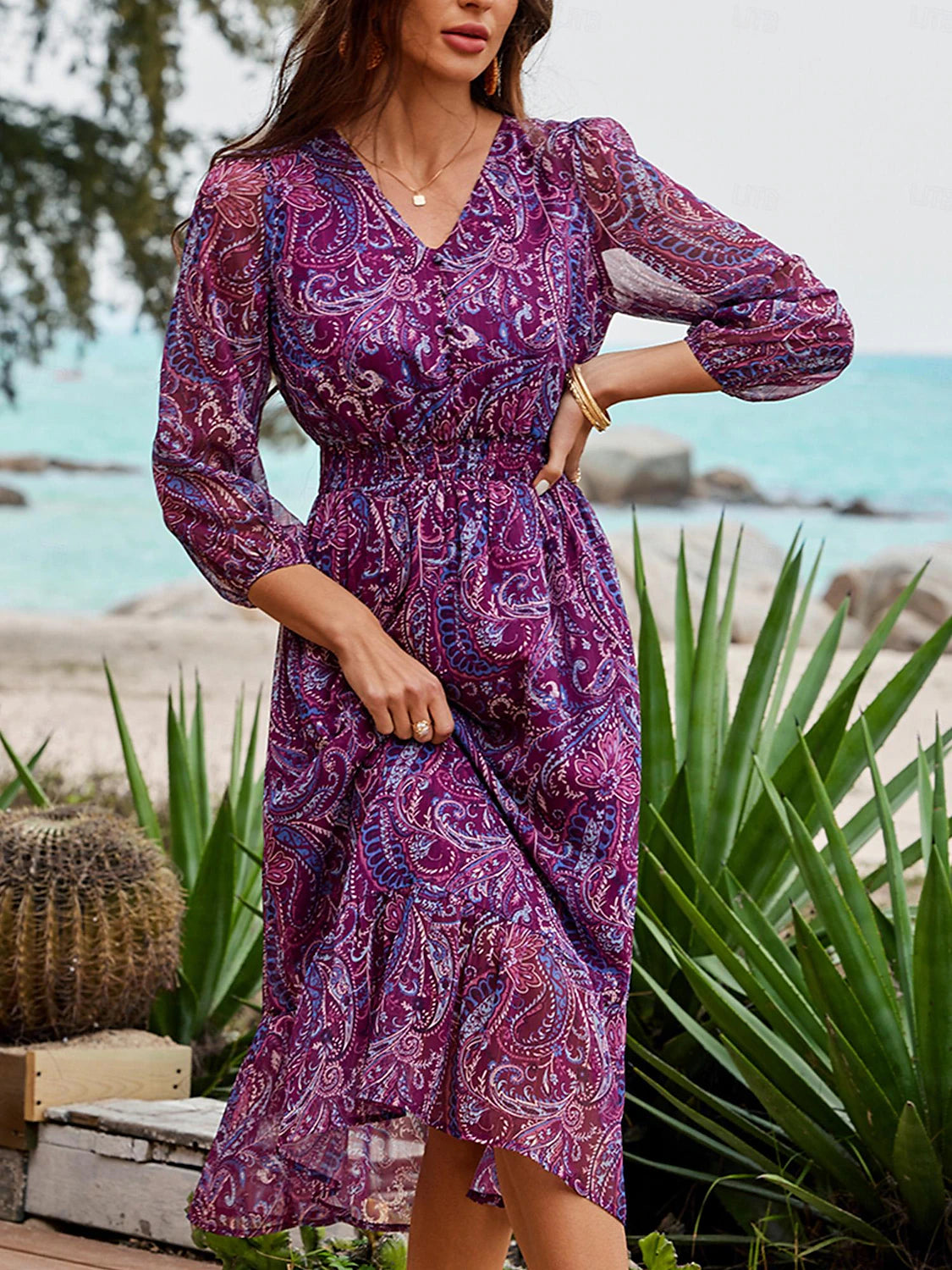 Women's Paisley Metallic Crinkle Chiffon Elastic Waist Midi Dress