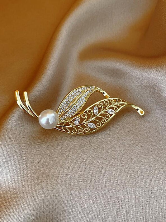 Women's Brooches Retro Butterfly Luxury Sweet Brooch Jewelry Gold Bowknot For Office Daily Prom Date Beach - LuckyFash™