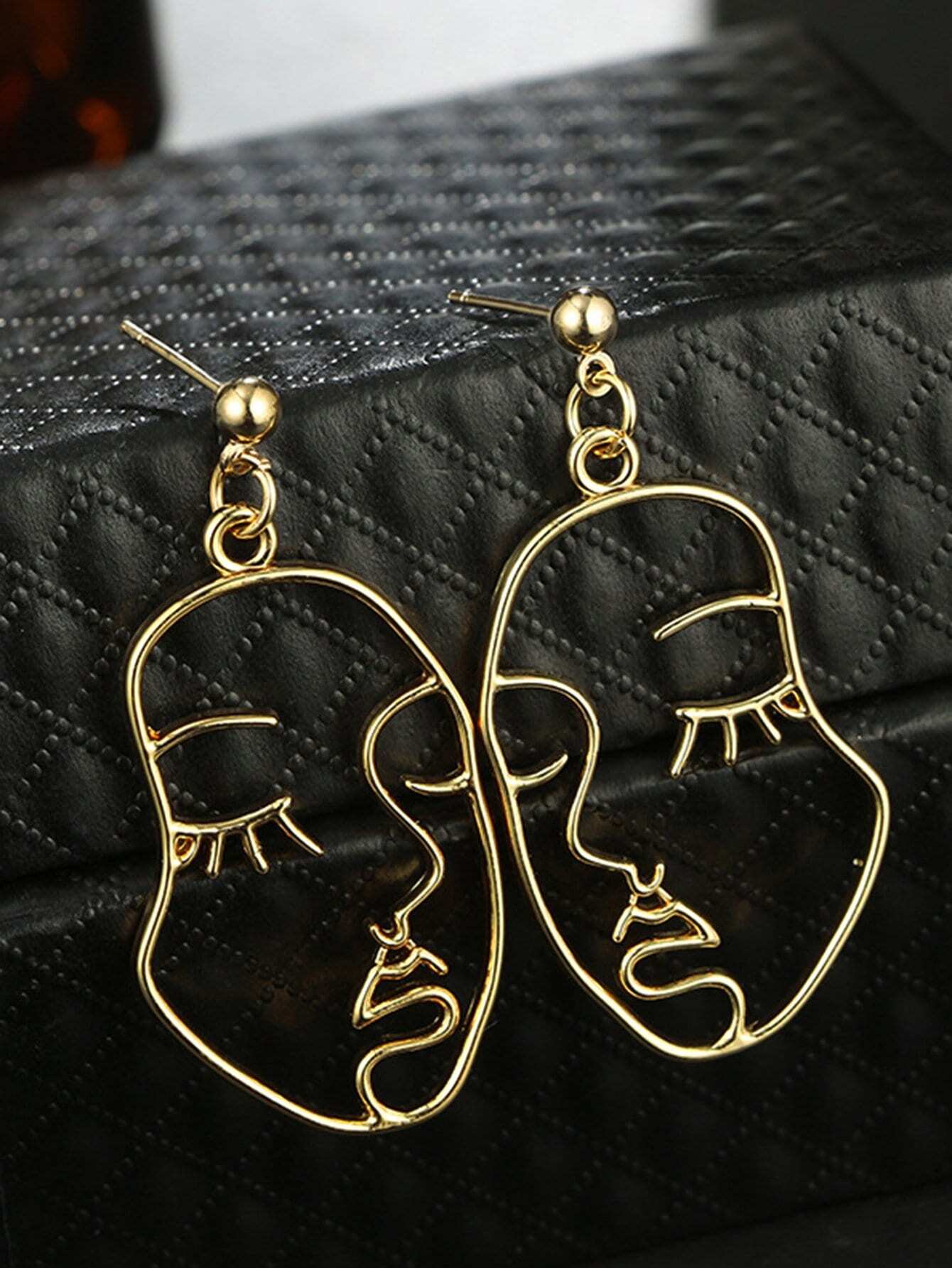 Face Design Drop Earrings - LuckyFash™