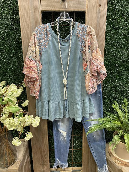 Flowy Sheer 3/4 Sleeve with Ruffle and Floral - LuckyFash™