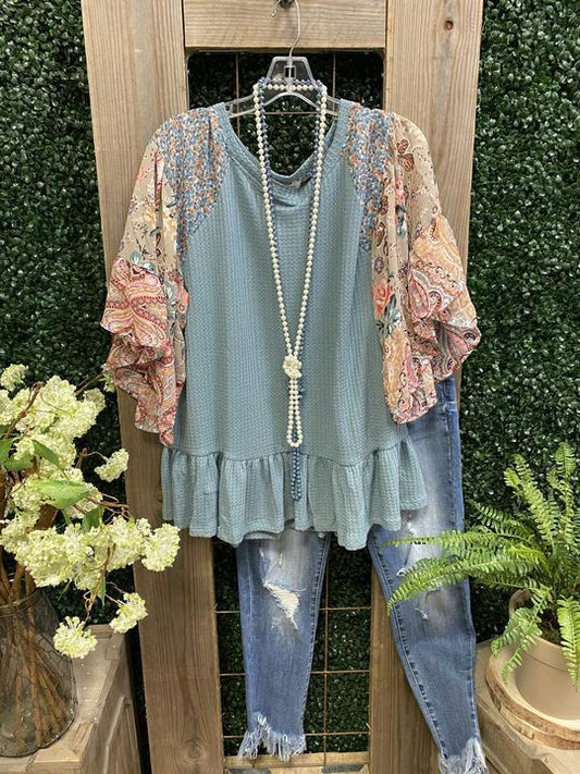 Flowy Sheer 3/4 Sleeve with Ruffle and Floral - LuckyFash™