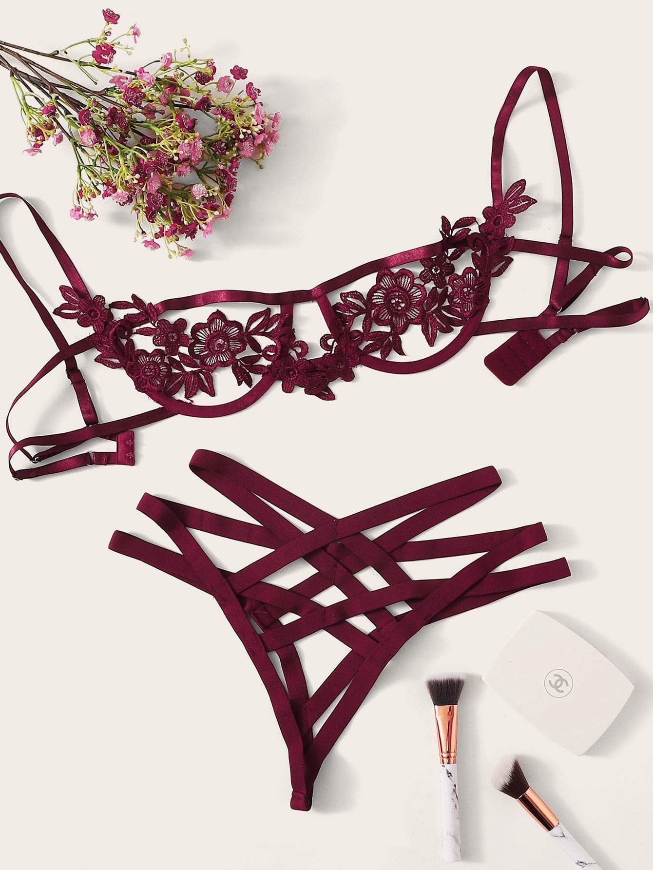 Harness Detail Appliques Underwire Lingerie Set - LuckyFash™