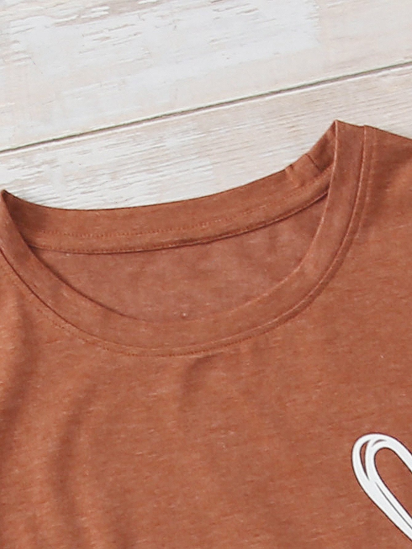 Heart Print Crew Neck Tee - LuckyFash™