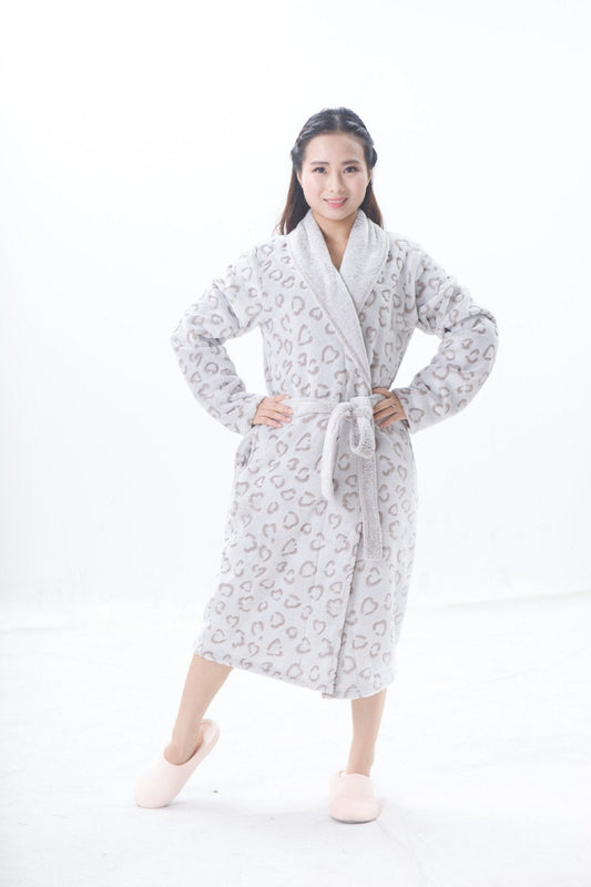 Lazy Sunday Fuzzy Animal Print Ivory Robe - LuckyFash™