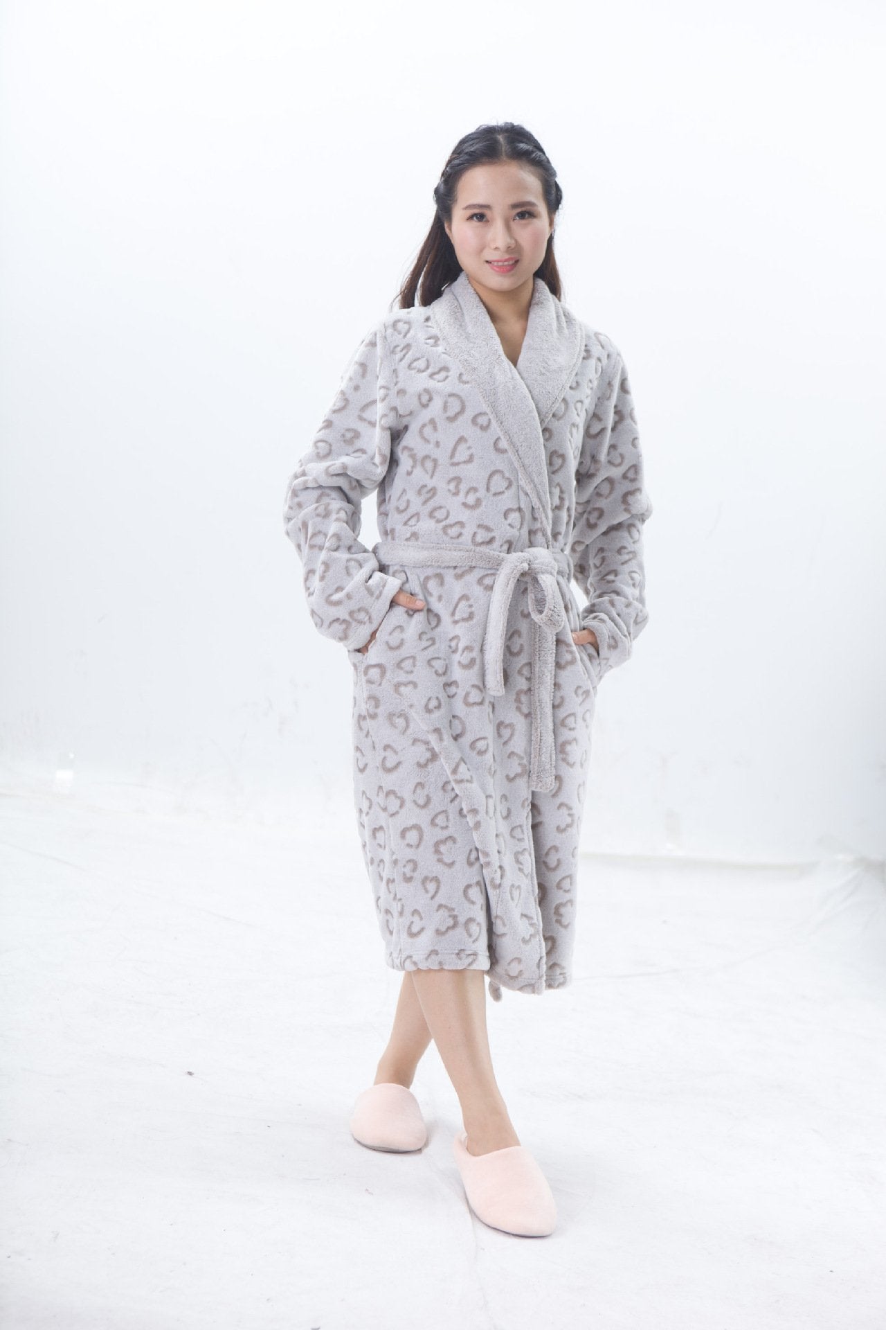 Lazy Sunday Fuzzy Animal Print Ivory Robe - LuckyFash™
