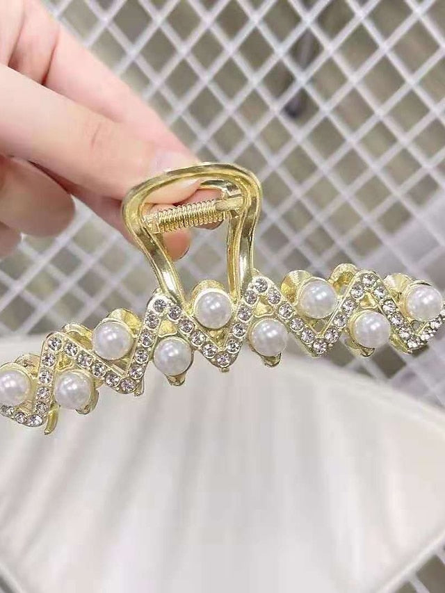 AOPRIE Pearl Metal Hair Clips for Women 2.5 In Small Size Claw Clip for Girls Hair Clips Claw Hair Accessories for Women Gold - LuckyFash™