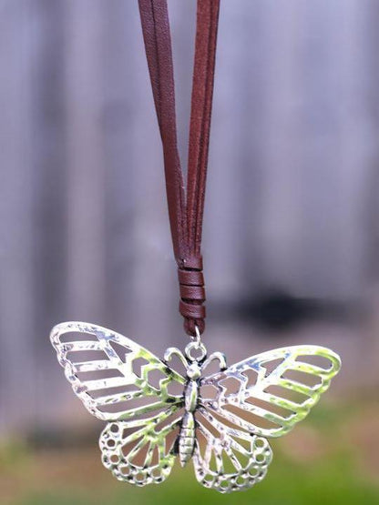 On An Adventure Necklace - Silver - LuckyFash™