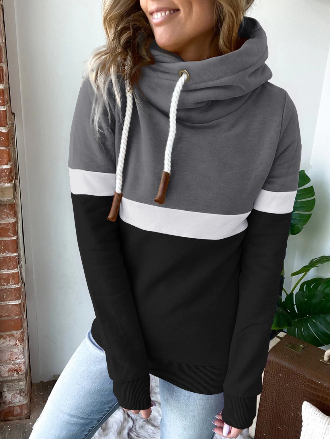 Hoodies Solid Stitching Casual High Neck Hoodie - LuckyFash™